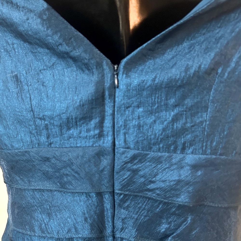 London Style Iridescent Blue Layered Mini Dress NWOT (MRSP$109) - Picture 6 of 9